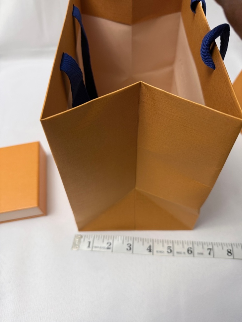 Louis Vuitton Orange Gift Box and Bag with Blue Ribbon Accents - Picture 7 of 10